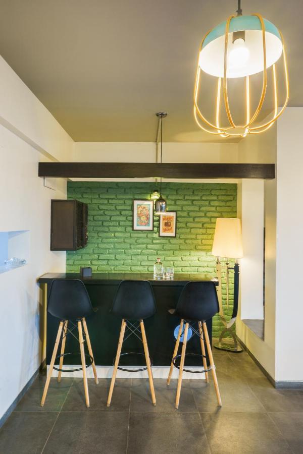 Grey Stone - Lakefront Penthouse Family Rooms Kolhápur Exteriér fotografie